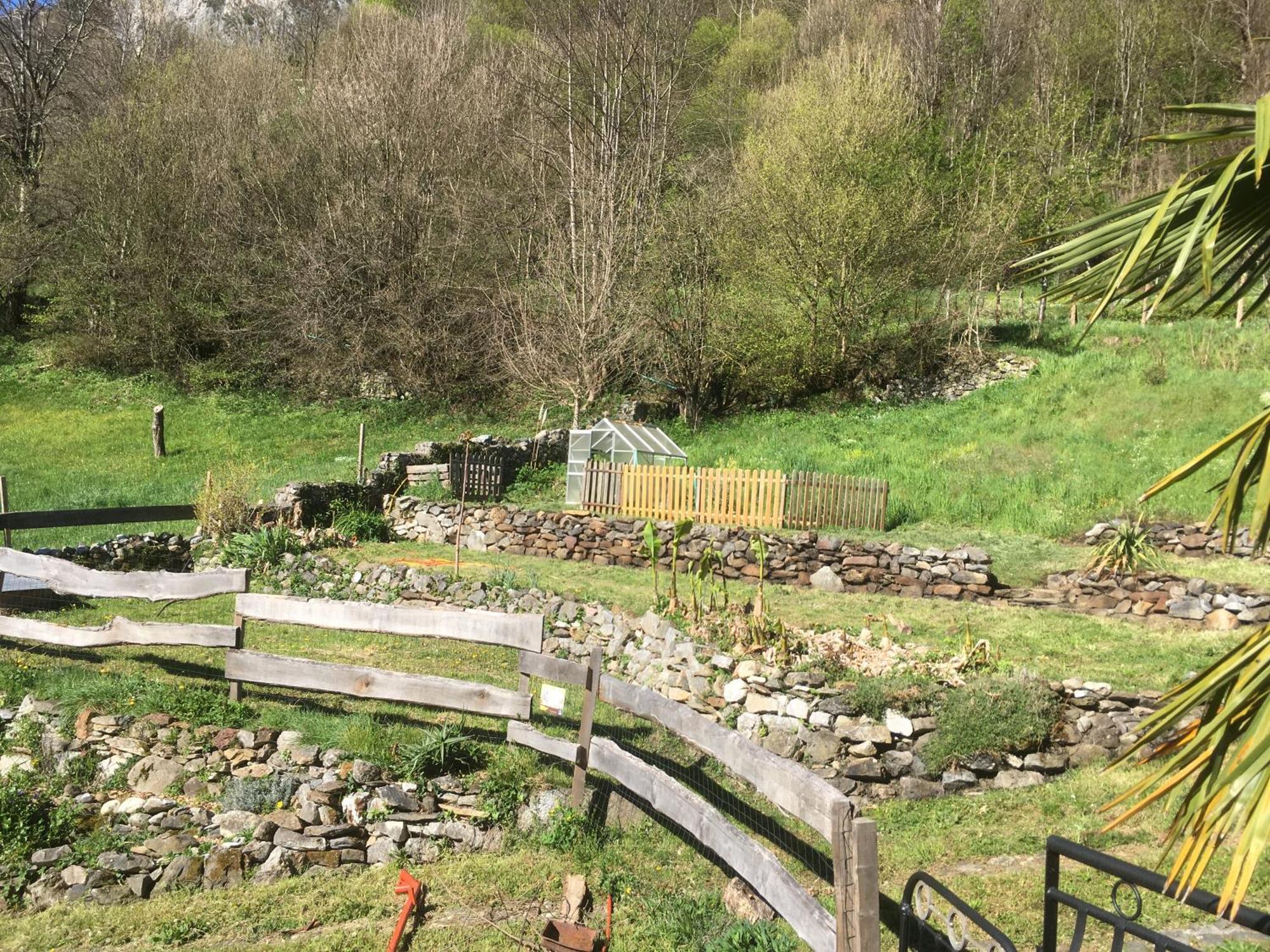 La Auarje: Appartement Avec Jardin & Terrasse Cierp Extérieur photo