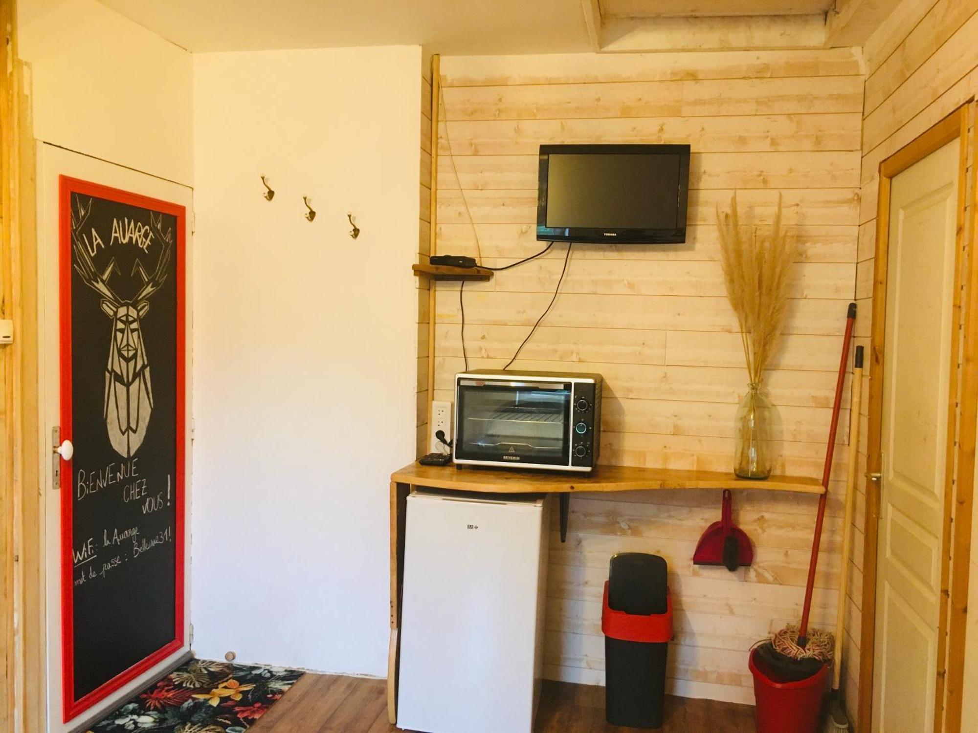 La Auarje: Appartement Avec Jardin & Terrasse Cierp Extérieur photo